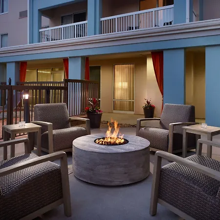 Courtyard By Marriott Myrtle Beach Broadway-3